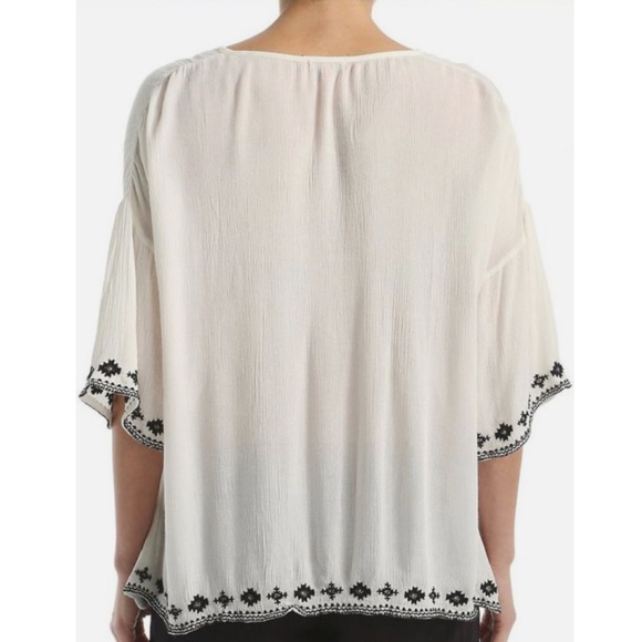 ⭐️HP⭐️ Pj Salvage Tribal Travels Top - Picture 2 of 8